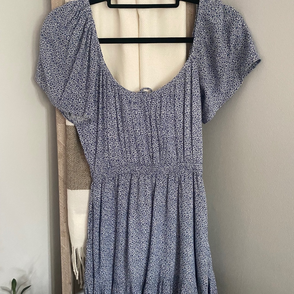 Abercrombie Dress - Picture 2 of 3